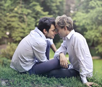 BLUED (ANDROID, IOS)